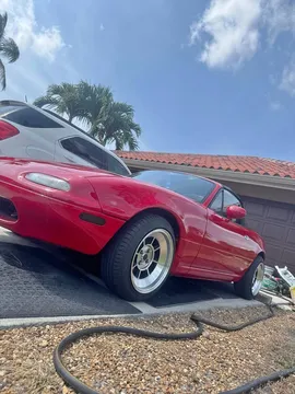 1990 Mazda MX-5 Miata Convertible