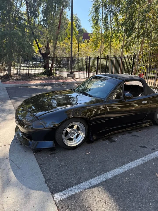 1990 Mazda NA MX-5 Miata - Image 9 of 19