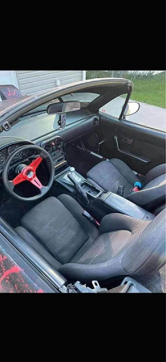 1990 Mazda NA MX-5 Miata - Image 6 of 7