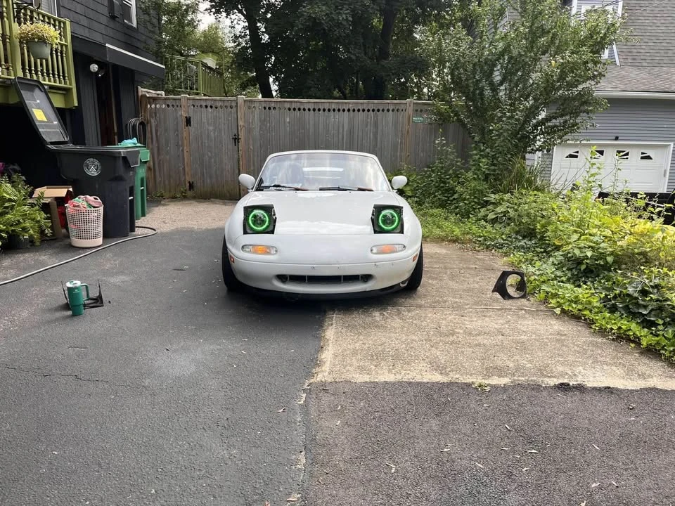 1990 Mazda NA MX-5 Miata - Image 2 of 3