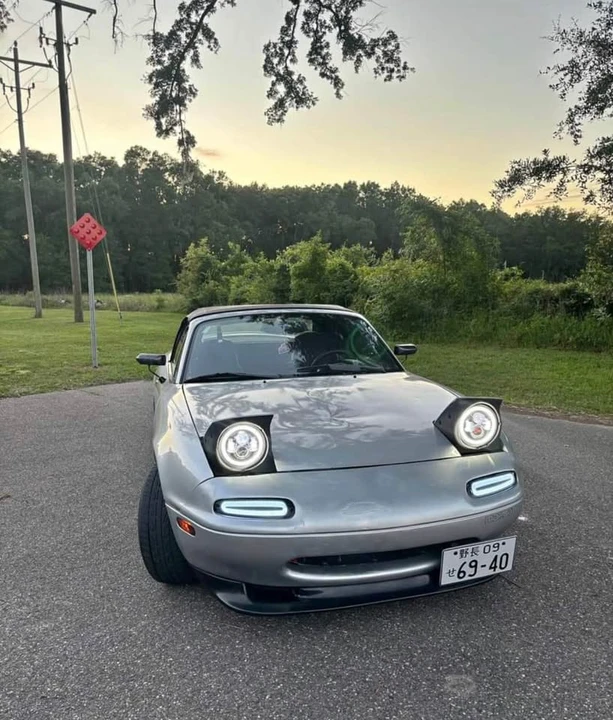 1990 Mazda NA MX-5 Miata - Image 4 of 11