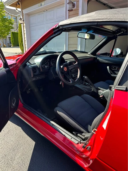 1990 Mazda NA MX-5 Miata - Image 5 of 7