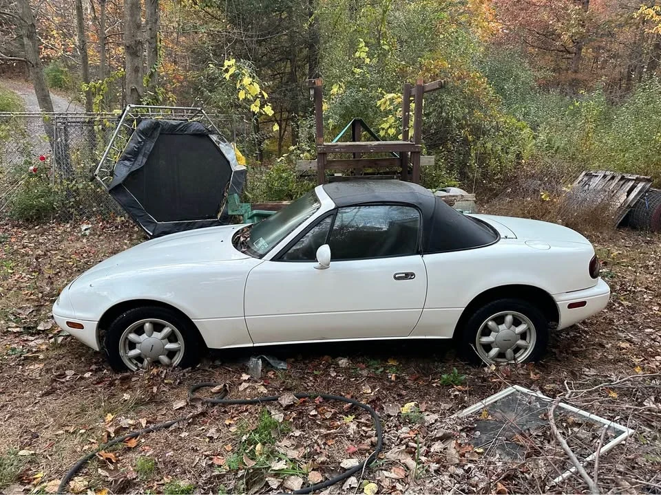 1990 Mazda NA MX-5 Miata - Image 6 of 6