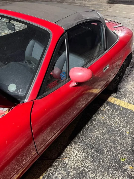 1990 Mazda NA MX-5 Miata - Image 13 of 14