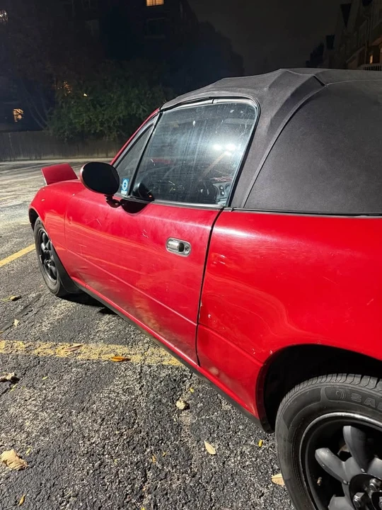 1990 Mazda NA MX-5 Miata - Image 2 of 14