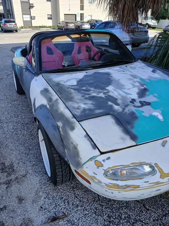 1990 Mazda NA MX-5 Miata - Image 9 of 11