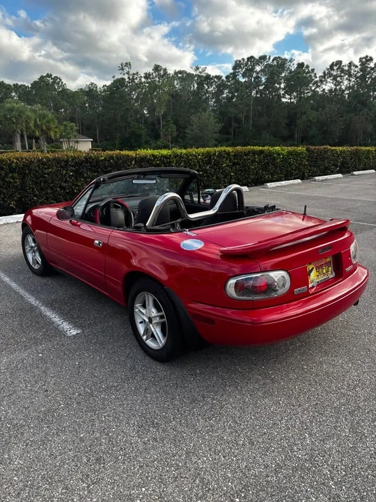 1990 Mazda NA MX-5 Miata - Image 2 of 11