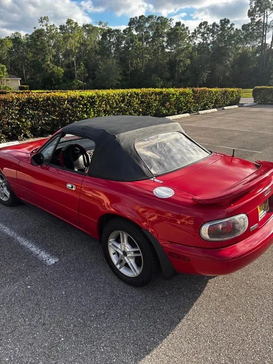 1990 Mazda NA MX-5 Miata - Image 3 of 11