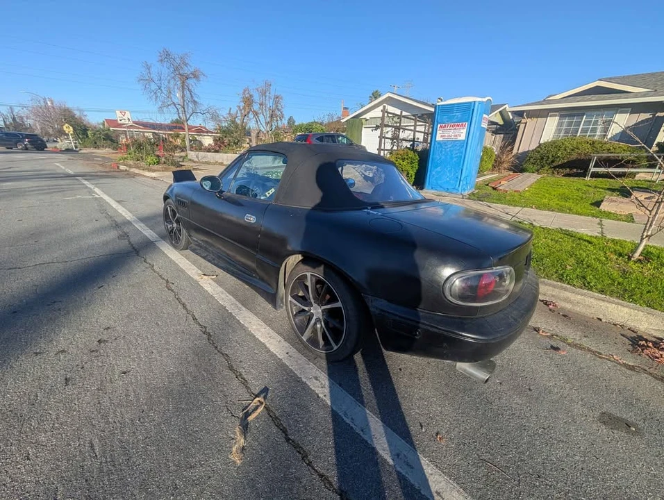 1990 Mazda NA MX-5 Miata - Image 5 of 12