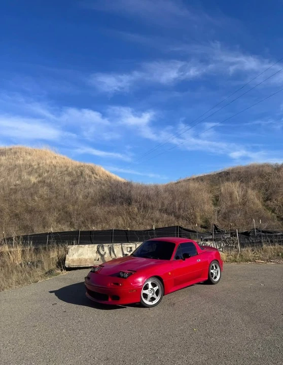 1990 Mazda NA MX-5 Miata - Image 3 of 12