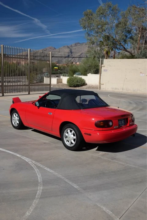 1990 Mazda NA MX-5 Miata - Image 4 of 18