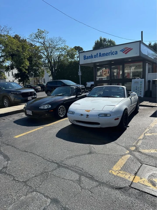 1990 Mazda NA MX-5 Miata - Image 2 of 4