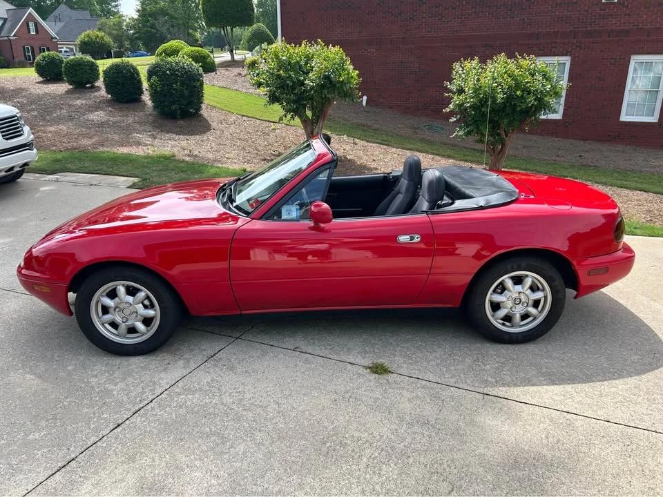 1990 Mazda NA MX-5 Miata - Image 9 of 17