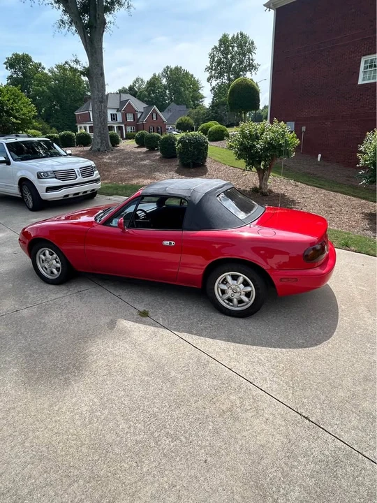 1990 Mazda NA MX-5 Miata - Image 8 of 17