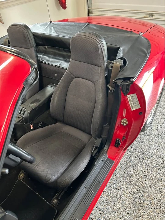1990 Mazda NA MX-5 Miata - Image 11 of 17