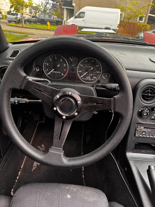 1990 Mazda NA MX-5 Miata - Image 7 of 9