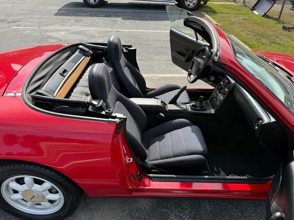 1990 Mazda NA MX-5 Miata - Image 3 of 15