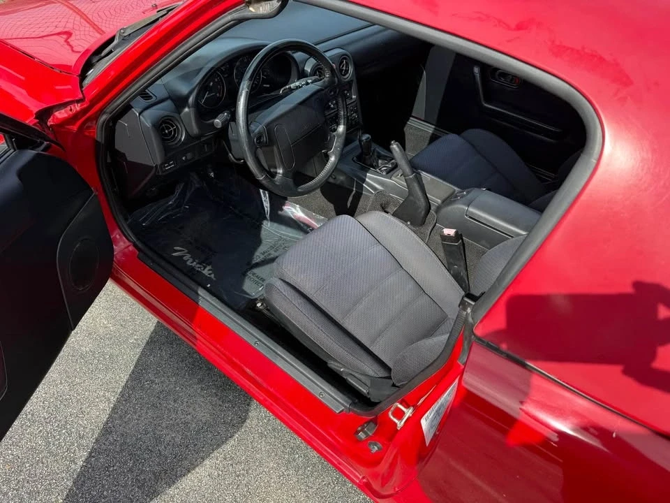 1990 Mazda NA MX-5 Miata - Image 12 of 15