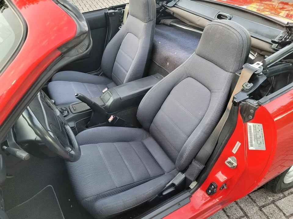 1990 Mazda NA MX-5 Miata - Image 12 of 16
