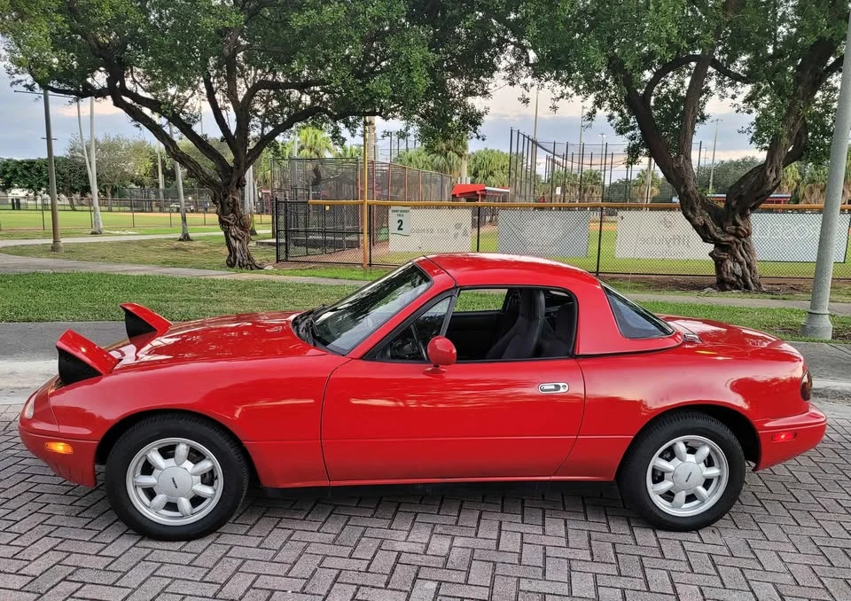 1990 Mazda NA MX-5 Miata - Image 4 of 16