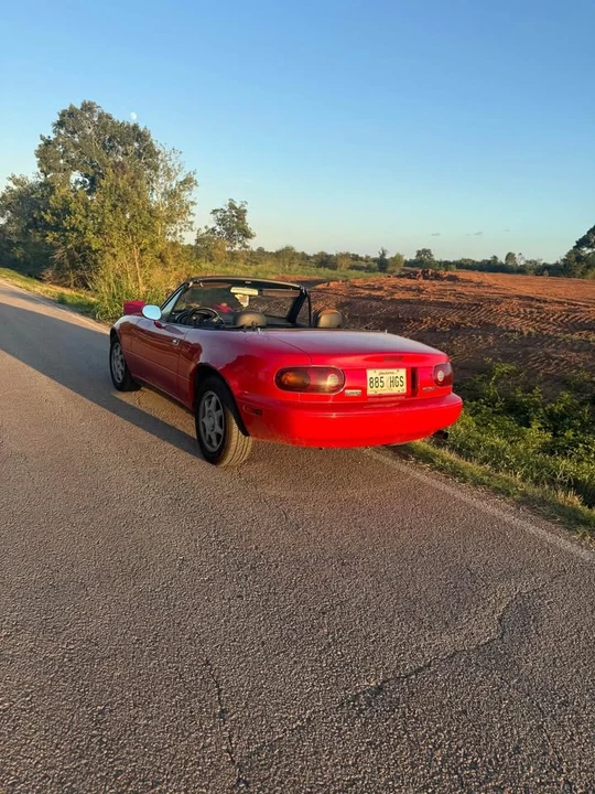 1990 Mazda NA MX-5 Miata - Image 2 of 7
