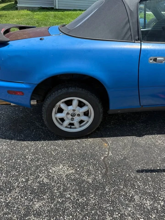 1990 Mazda NA MX-5 Miata - Image 3 of 4