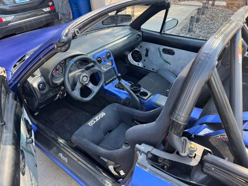 1990 Mazda NA MX-5 Miata - Image 5 of 15