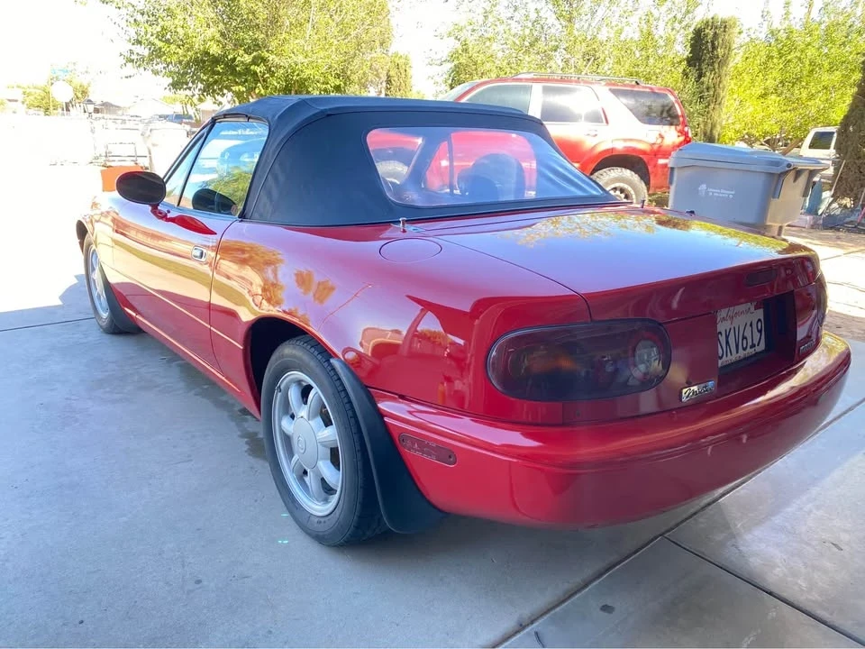 1990 Mazda NA MX-5 Miata - Image 16 of 19
