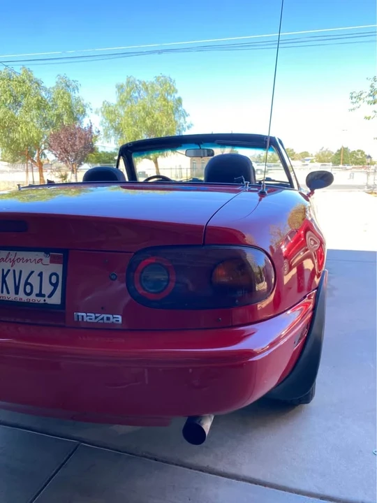 1990 Mazda NA MX-5 Miata - Image 11 of 19