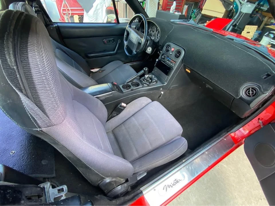 1990 Mazda NA MX-5 Miata - Image 15 of 19