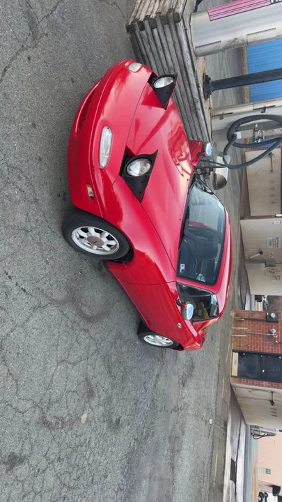 1990 Mazda NA MX-5 Miata - Image 6 of 10