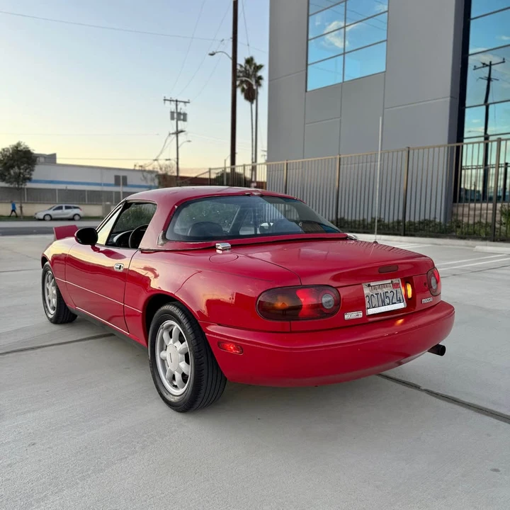 1990 Mazda NA MX-5 Miata - Image 4 of 20