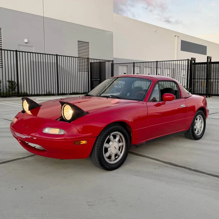 1990 Mazda NA MX-5 Miata - Image 2 of 20