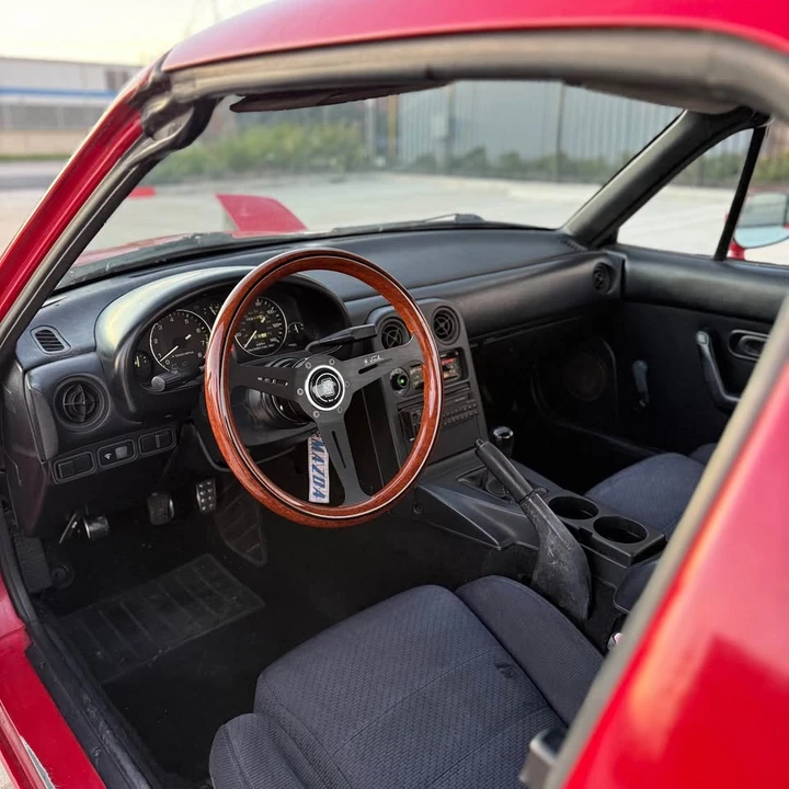 1990 Mazda NA MX-5 Miata - Image 11 of 20