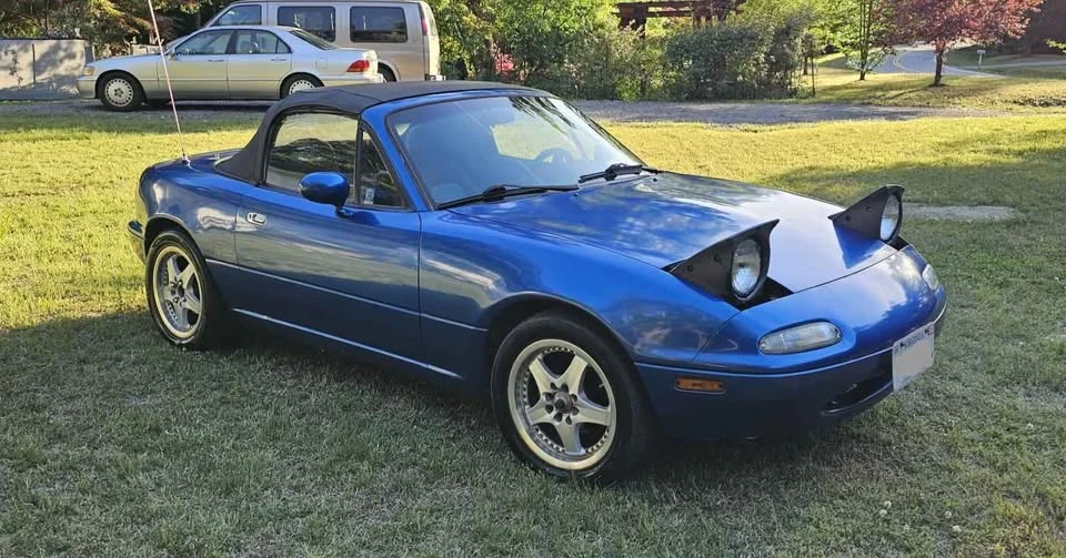 1990 Mazda NA MX-5 Miata - Image 4 of 11