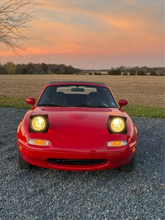 1990 Mazda NA MX-5 Miata - Image 2 of 18