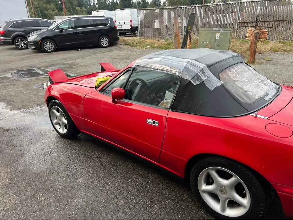 1990 Mazda NA MX-5 Miata - Image 5 of 10