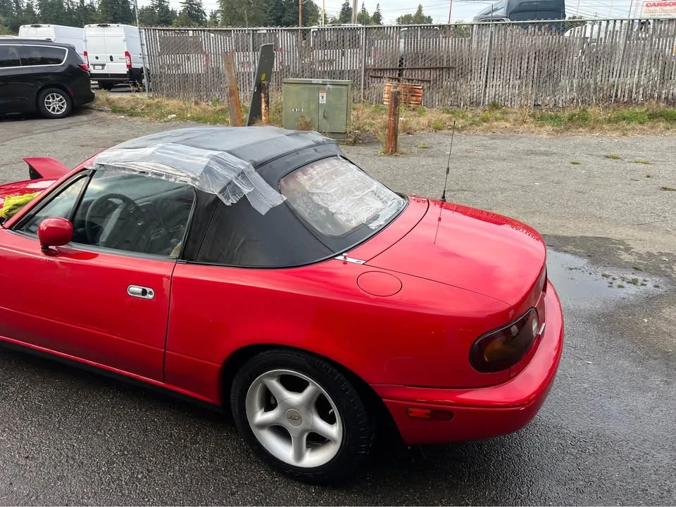 1990 Mazda NA MX-5 Miata - Image 6 of 10