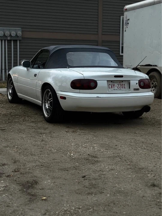 1990 Mazda NA MX-5 Miata - Image 4 of 10