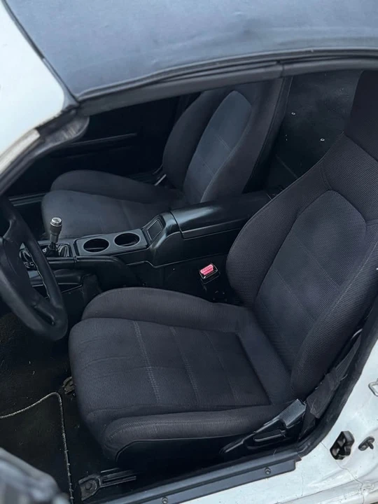 1990 Mazda NA MX-5 Miata - Image 10 of 10