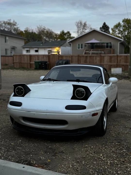1990 Mazda NA MX-5 Miata - Image 6 of 10