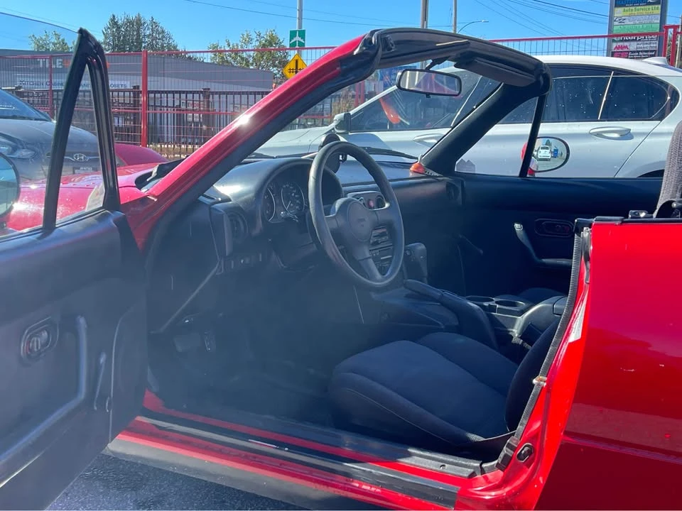 1990 Mazda NA MX-5 Miata - Image 12 of 20