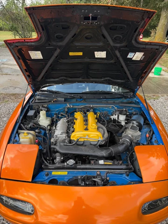 1990 Mazda NA MX-5 Miata - Image 8 of 10