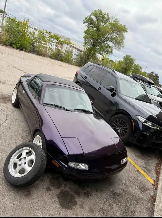 1990 Mazda NA MX-5 Miata - Image 12 of 13