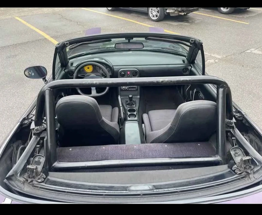1990 Mazda NA MX-5 Miata - Image 5 of 13