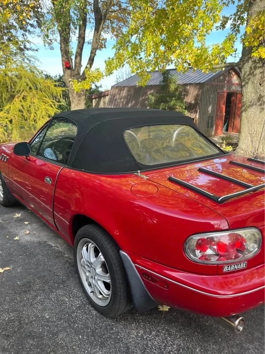 1990 Mazda NA MX-5 Miata - Image 6 of 9