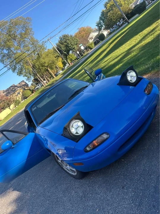 1990 Mazda NA MX-5 Miata - Image 2 of 9