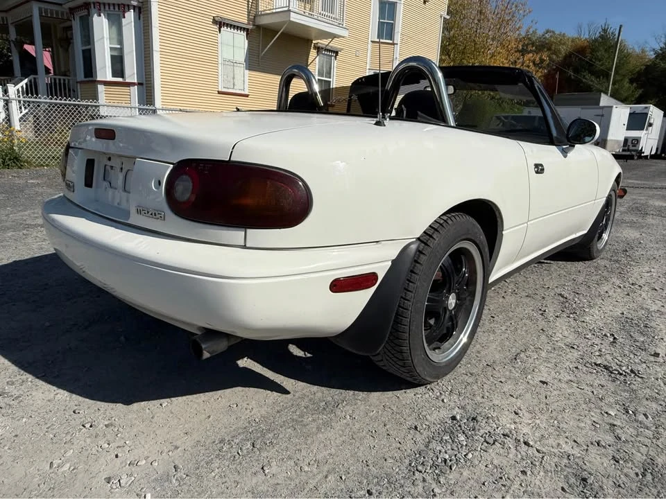 1990 Mazda NA MX-5 Miata - Image 4 of 5