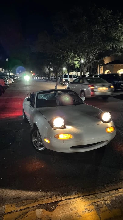 1990 Mazda NA MX-5 Miata - Image 4 of 4