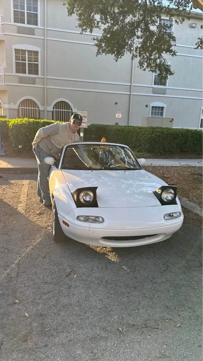 1990 Mazda NA MX-5 Miata - Image 2 of 4